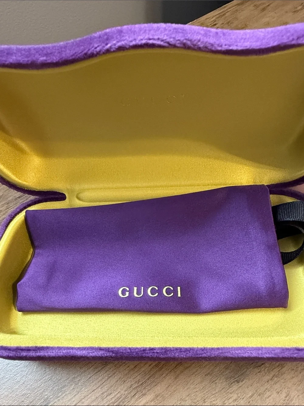 Gucci Purple Velvet Eyewear Case with Yellow Interior and White Cloths